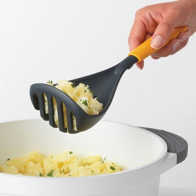 BRABANTIA MASHER & SPOON